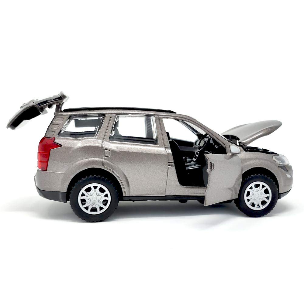 xuv500 metal toy car