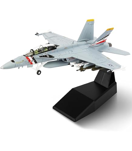 Amazon.com: Hasegawa VFA-41 1/72 US Navy F/A-18F Super