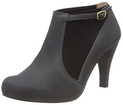 clarks formal shoes price