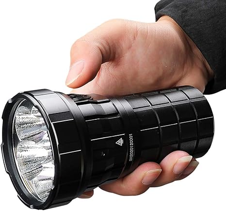 Amazon Co Jp Imalent R60c 強力 懐中電灯 最大輝度ルーメン 遠距離照射1038メートル 5年間無料修理 大型家電
