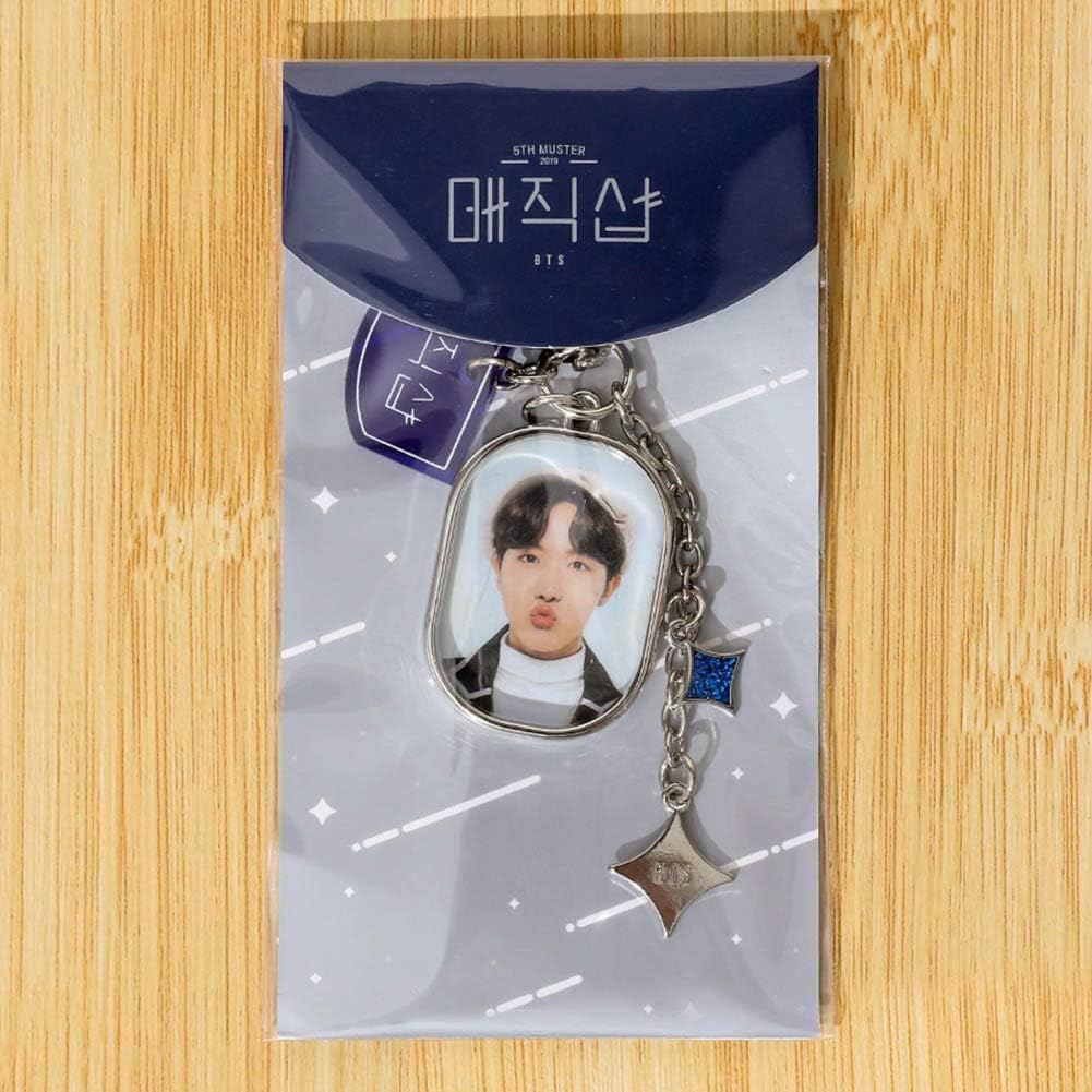 yuhiugre Key Chain BTS Keyring with Single Member’s Photo Pendant Decorative Keychain with Korean Name(07)