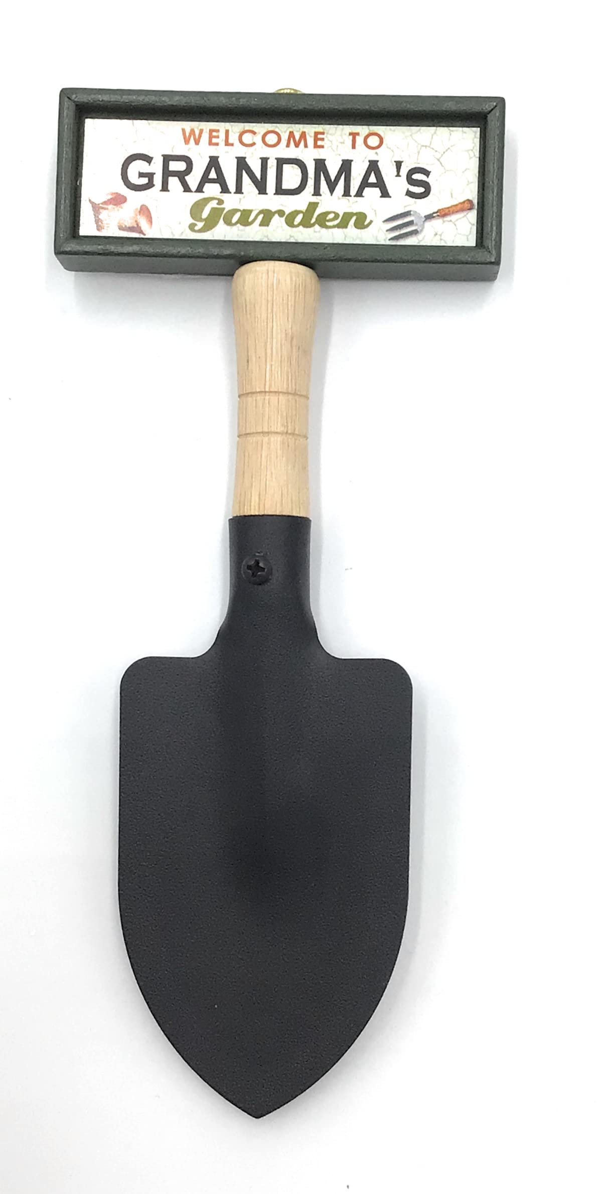 "Welcome to Grandma's garden" hanging shovel sign