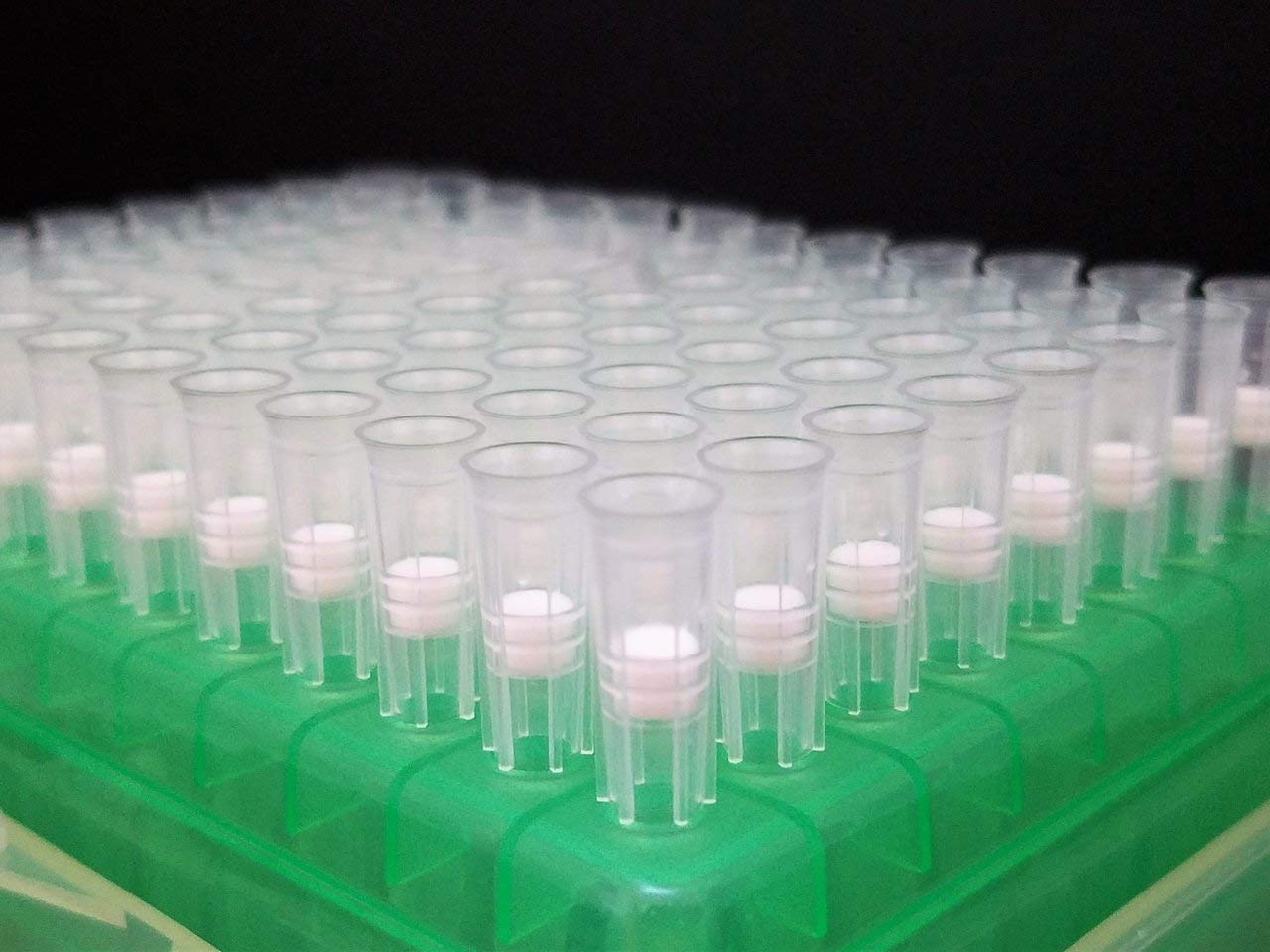 EXTRAGENE 200ul Universal Filter Pipette Tips, Racked, Sterile,RNase