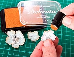 Tsukineko Delicata White Shimmer Metallic Pigment