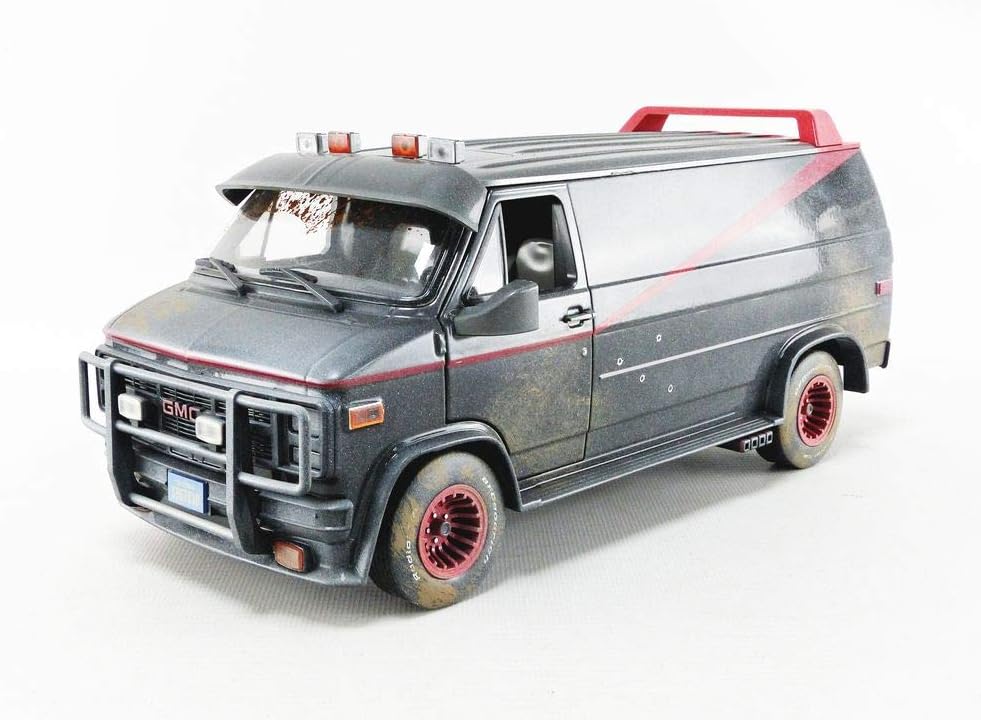 Greenlight 13567 Collectible Miniature Car, Black/Red, Black / Red, 1 inch