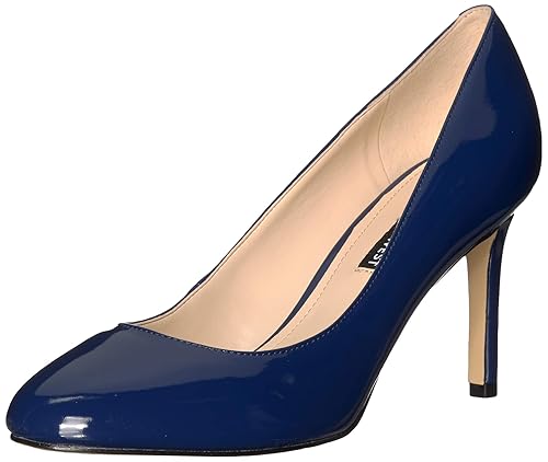 nine west round toe pumps