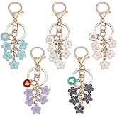 PH PandaHall Flower Keychains 5 Colors Cute Floral Key Chains Daisy Enameled Charm Flower Keyrings with Heart Charms Enamel Keychains for Women Gifts Backpack Handbag Purse Wallet Bag Accessories