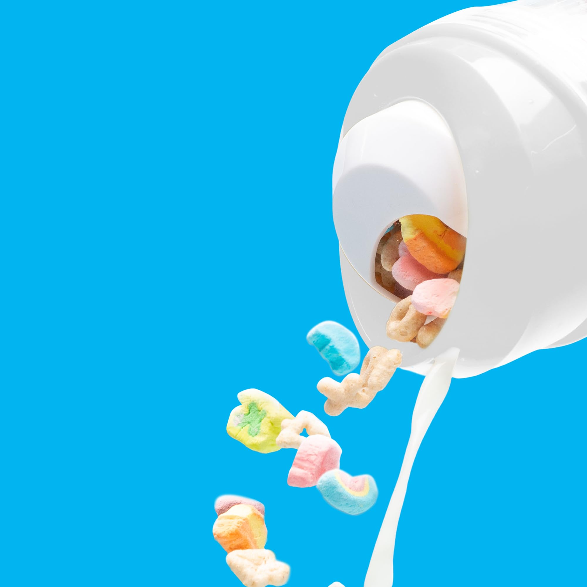CRUNCHCUP XL White - Portable Plastic Cereal Cups for Breakfast On the Go, To Go Cereal and Milk Container for your favorite Breakfast Cereals, No Spoon or Bowl Required