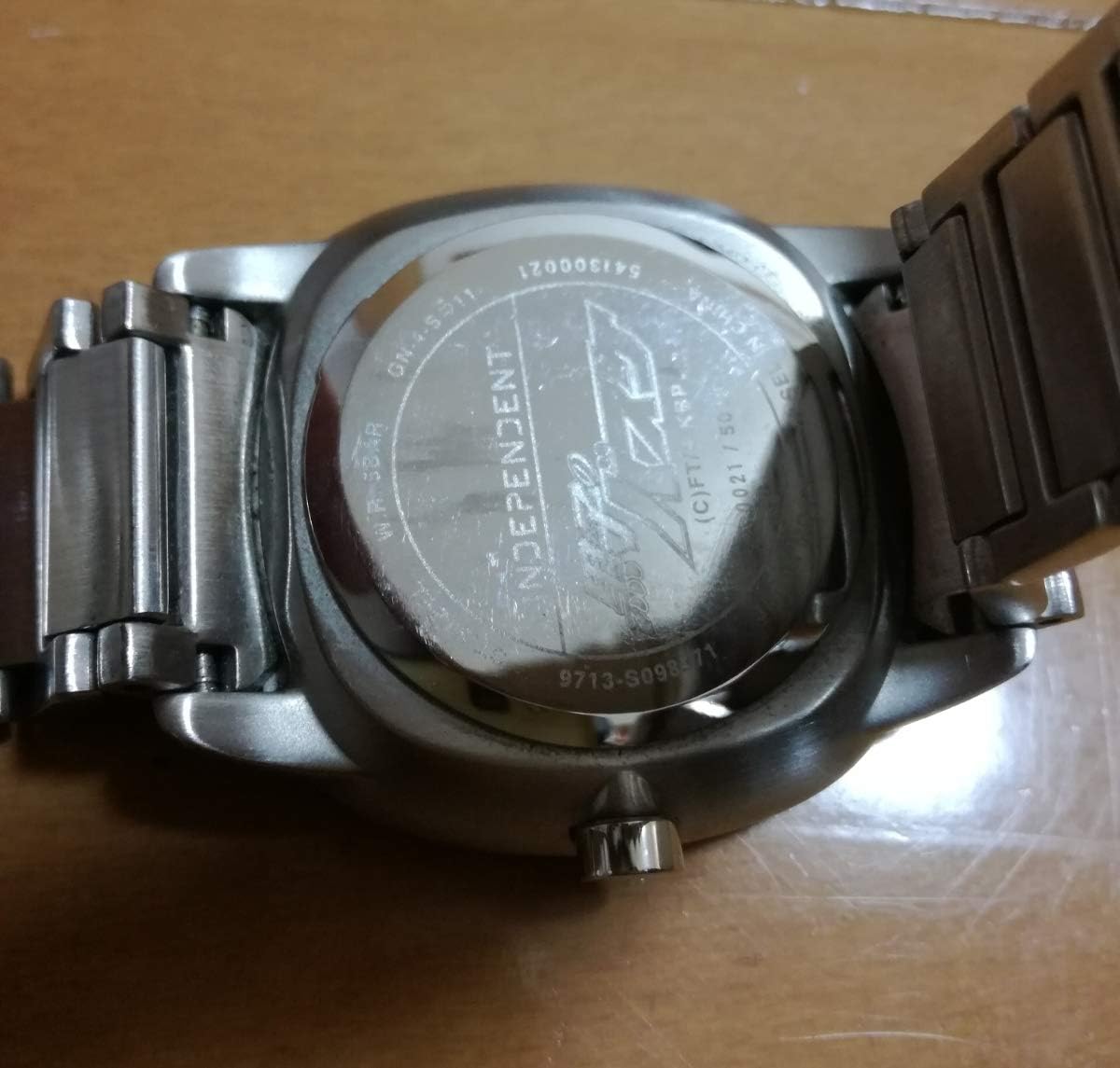 Amazon Co Jp 黒子のバスケ 赤司征十郎 腕時計 Independent メタルバンド オフィシャルコラボウォッチ ホビー