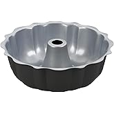 Cuisinart Chef's Classic Nonstick Bakeware 9-1/2-Inch Fluted Cake Pan,Silver