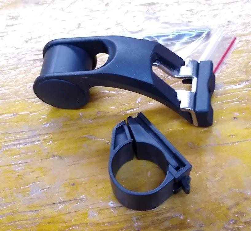 2/mo Finance Bike Fork Mount Bike Headlight Bracket, Black