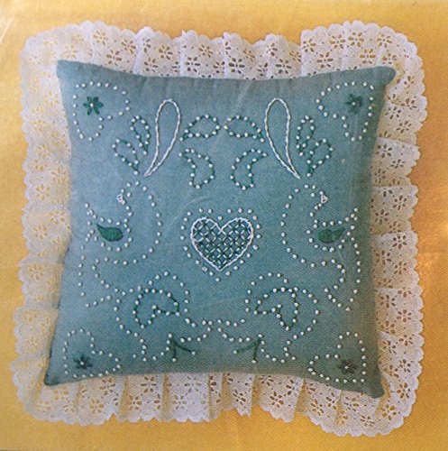 MH Yarns Candlewick Pillow Kit - Willow Green - 14 x 14 inch Vintage Lace
