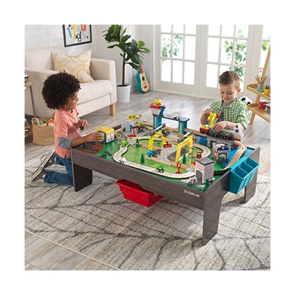 KidKraft 18026 My Own City-Fahrzeug und -Spieltisch mit EZ Kraft Assembly Bahngleis-Set und Tisch aus Holz, Grau – Bild 3