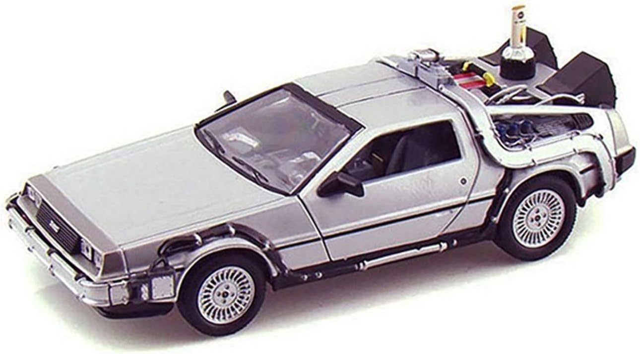 Back to the Future Movie Trilogy DeLorean 1981 Time Machine Die-Cast 1:24 Scale Vehicle 3-Pack, Silver, 23 cm - Image 4