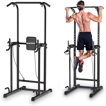 Amazon Samtoth ぶら下がり健康器 簡易 マルチジム 懸垂マシン 耐荷重180kg 自宅 で 懸垂 スタンド 懸垂バー 棒 器具 多機能 室内 筋肉トレーニング 背筋 腹筋 大胸筋 ストレッチグッズ トレーニングチューブ付き 背面クッションあり ブラック Samtoth 懸垂器具