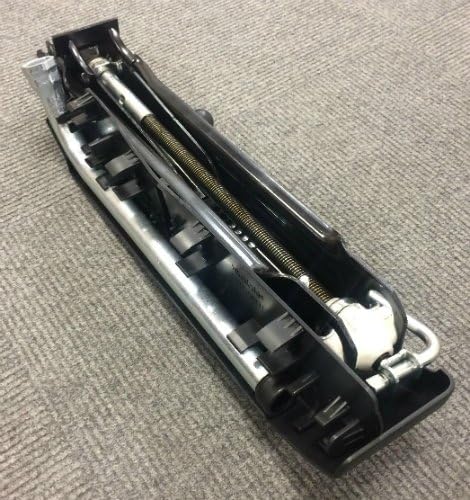 Original Set Mit Werkzeughalter Wagenheber Radmutternschlussel Fur Vw Transporter T5 T6 7e8011031 C Amazon De Auto