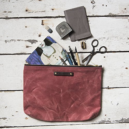 Large Waxed Canvas Pouch in Moss - Thumbnail 3
