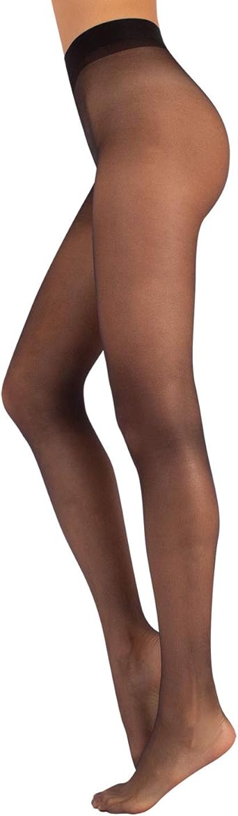 meia preta ou cor da pele