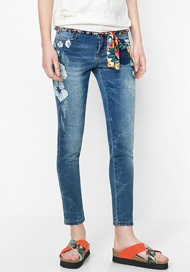 Amazon Co Jp デジグアル 花柄プリント ボーイフレンドジーンズ レディース ジーンズ デニムdesigualスペインブランド61d26e1 服 ファッション小物