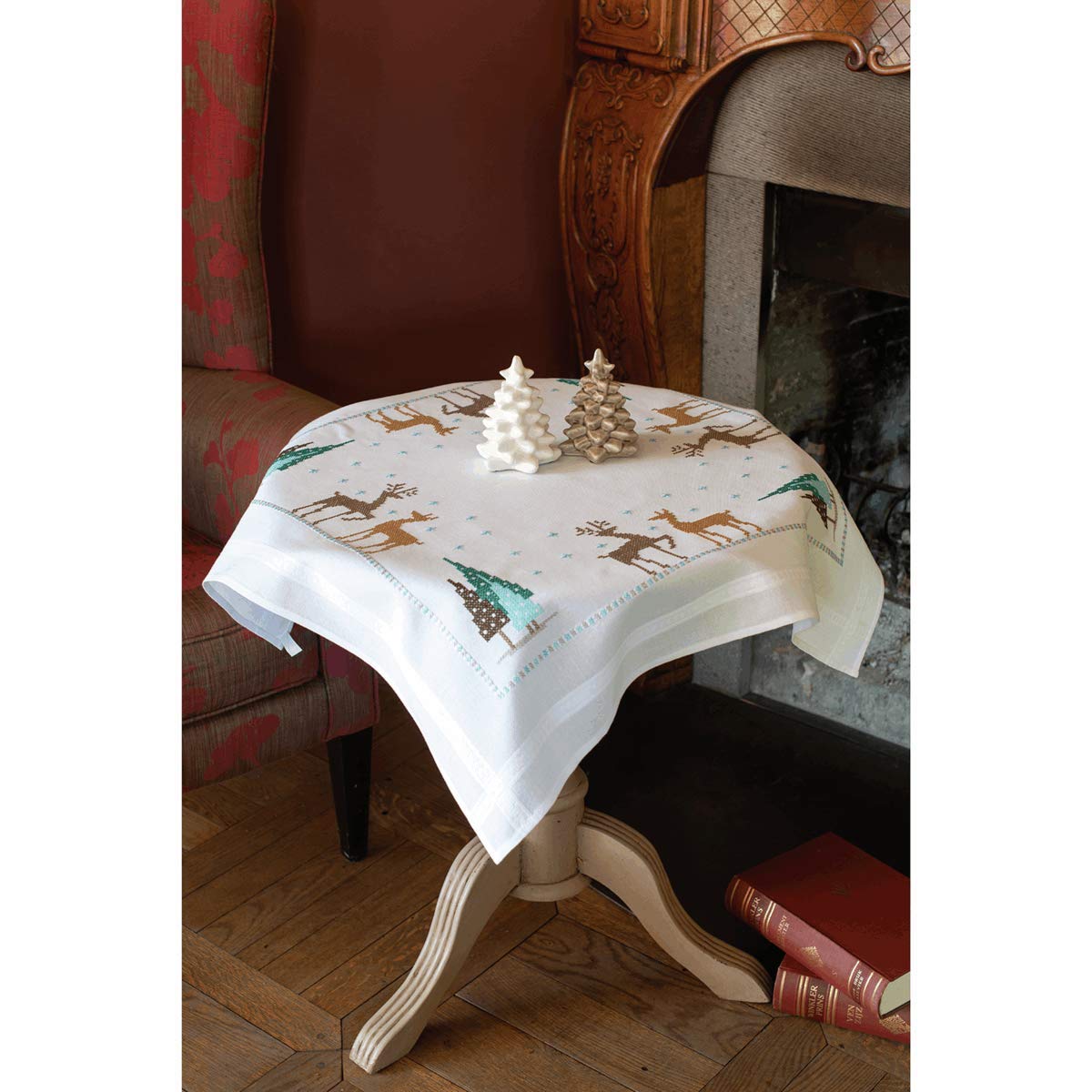 VERVACO (3PL) Stampd EMBROIDRY KIT, Cotton, Norwegian Wild Reindeer, ca. 80 x 80 cm / 32"x 32"