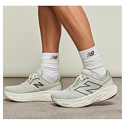 New Balance Men's Fresh Foam 680 V8 Running