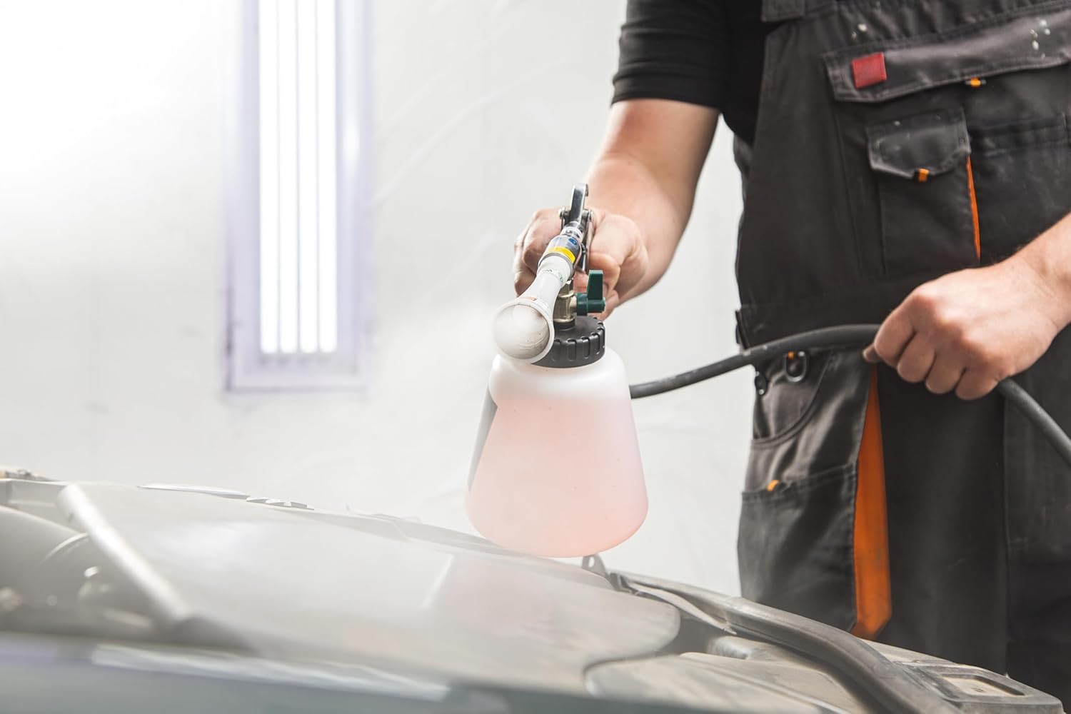 BenBow Druckluft Reinigungspistole Classic mit 5L CLEANTECH CO Innenreiniger – ideal für professionelles Detailing von Autos, LKWs, Bussen - berührungslose Reinigung - Wirbelwind-Effekt 6