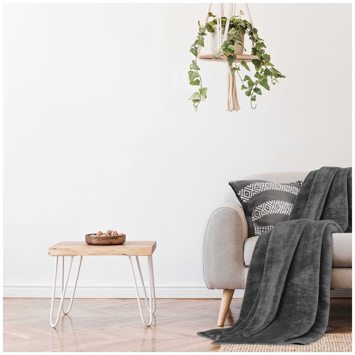 GC GAVENO CAVAILIA Faux Fur Fluffy Throw Blanket, Plush Sofa Bed Blankets, Fleece Throws For Settee OR Couch, Charcoal, 200X240 Cm