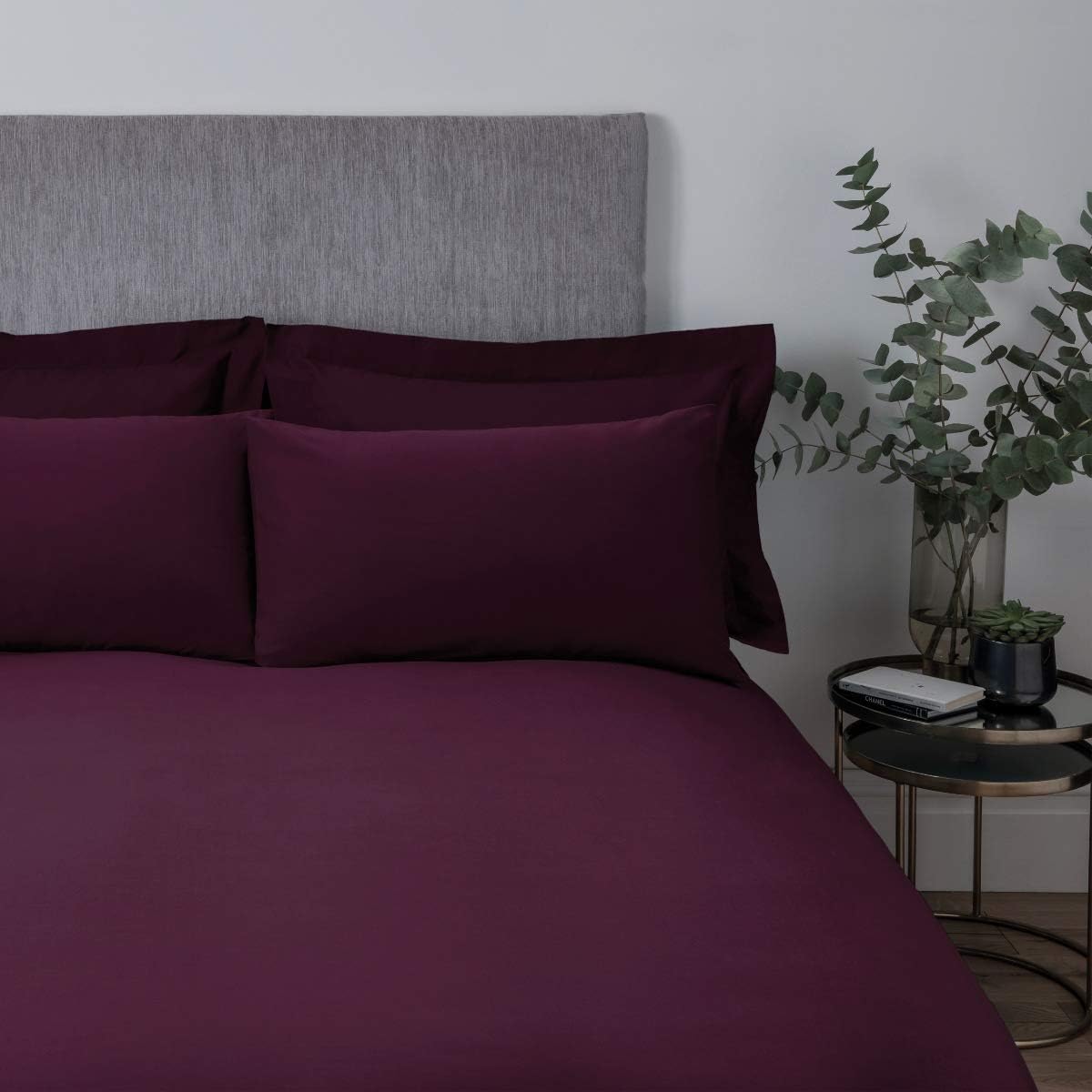 Sleepdown Plain Dyed Plum Purple Duvet Cover Set with Pillowcases