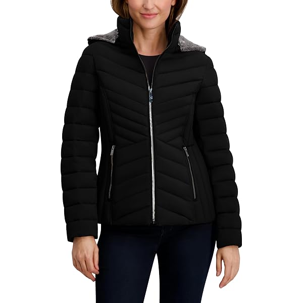 Amazon.com: Nautica Women's Short Stretch Lightweight Puffer