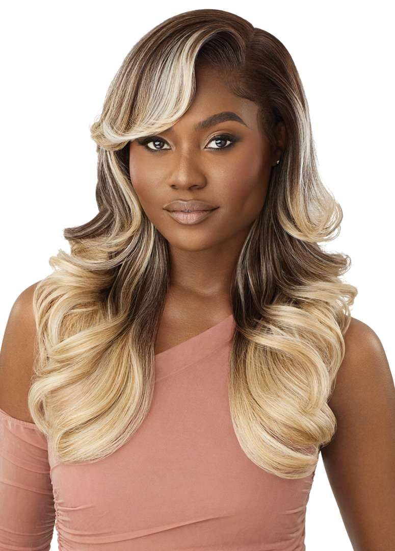 Photo 1 of ****STOCK PHOTO SIMILAR TO ITEM****
Outre Lace Front Wig - Melted Hairline - Casella (DARK BROWN 2)