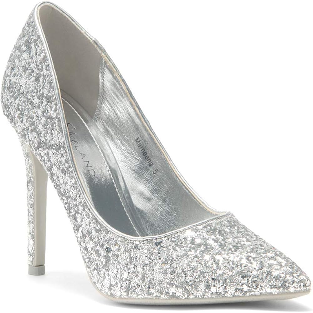 comfortable black suede pumps