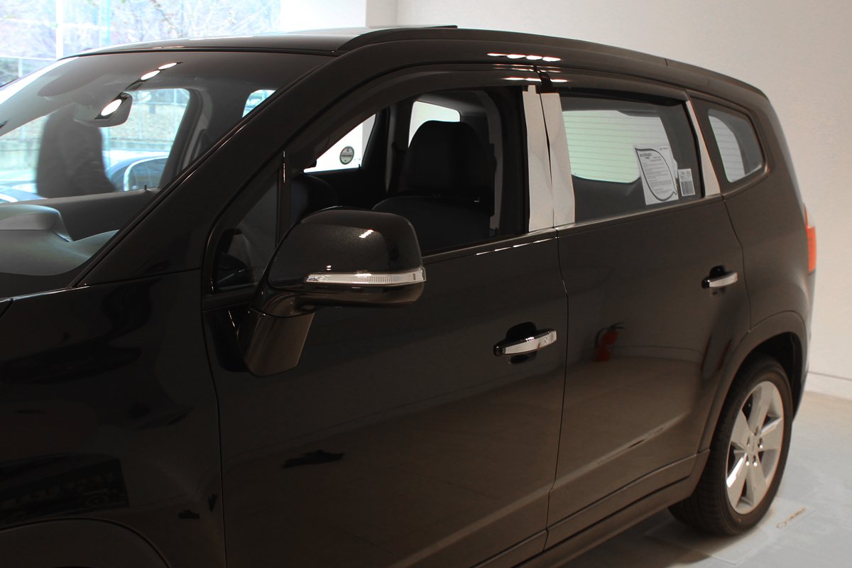 AUTO CLOVER Wind Deflectors Set for Chevrolet Orlando (4 pieces)