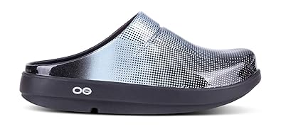 amazon oofos clogs