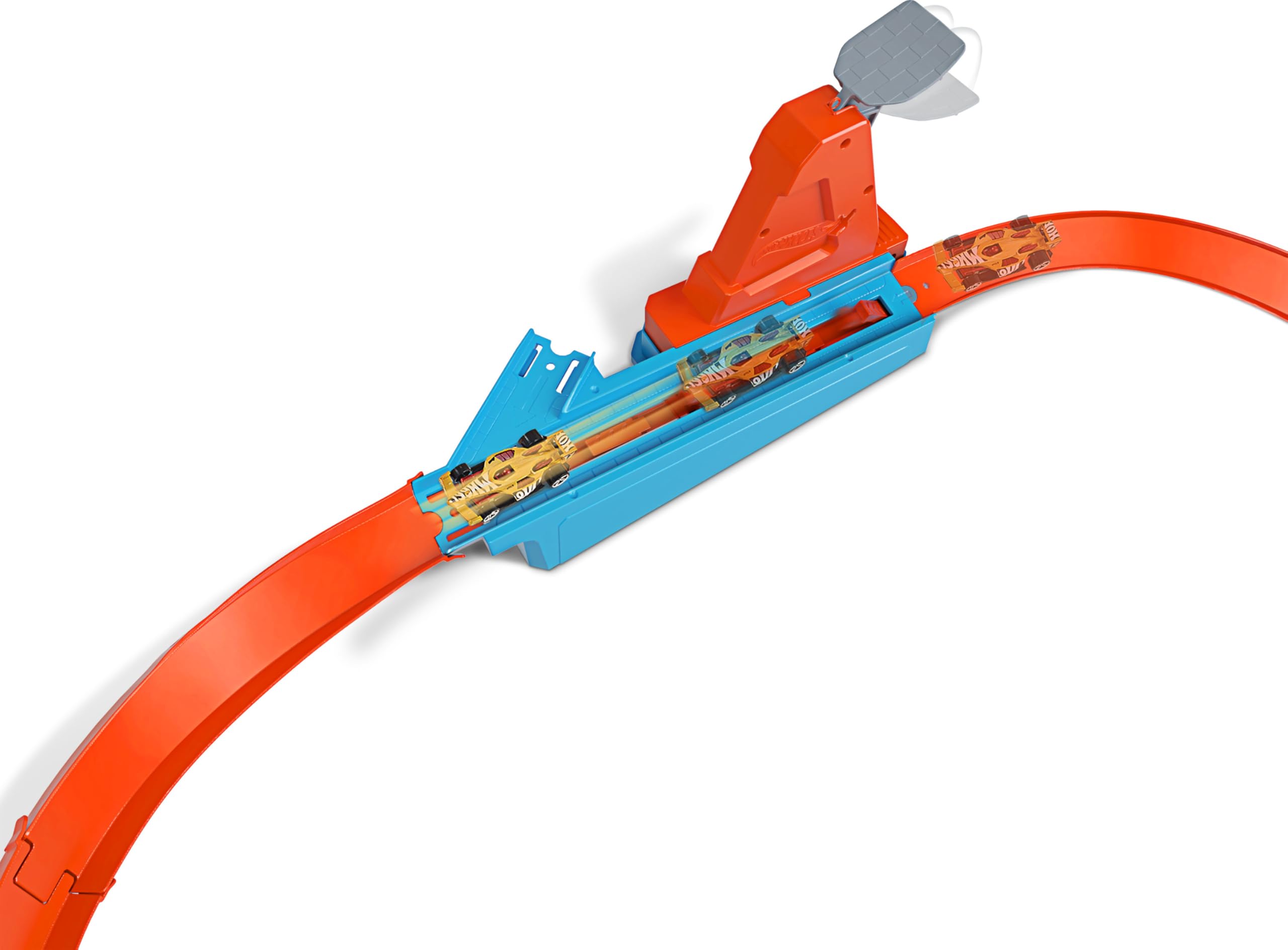 Hot Wheels Toy Car Track Set, Rapid Raceway Champion, Multi-Car Launcher, Connects to Other Sets, Includes 1:64 Scale Car