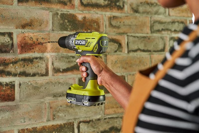 Taladro Percutor Atornillador Inalámbrico 18V ONE+ con 2 Baterías 1.5Ah, Cargador y Bolsa - 2 Velocidades