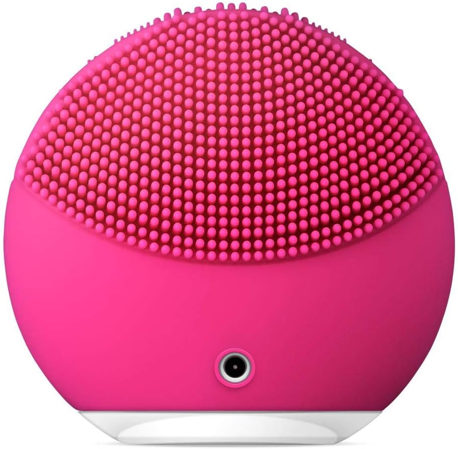 FOREO LUNA mini 2 Facial Cleansing Brush, Travel Accessories, Face Massager Electric, All Skin Types Ultra-hygienic Skincare - Image 3