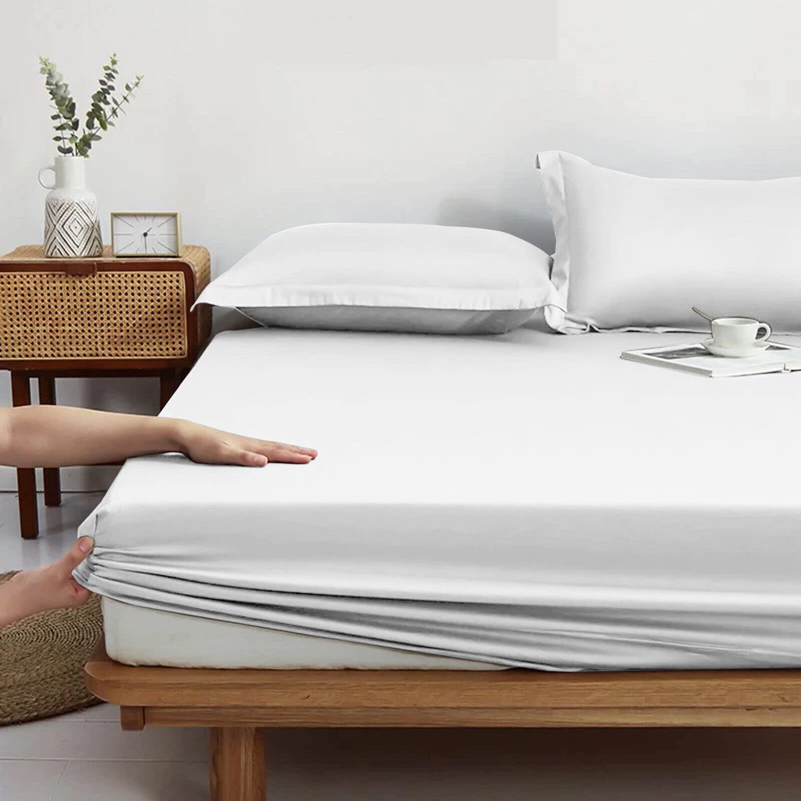 Extra Deep Fitted Sheet 100% Cotton 30cm/12’’ Elasticated Bed Covers Single Double King Super King Bedsheets. (White, King)