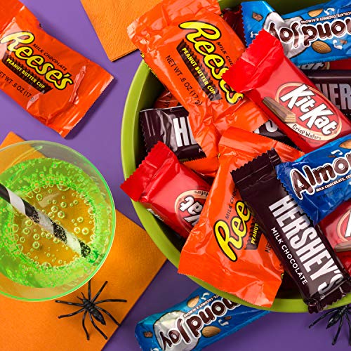 image for HERSHEY'S Chocolate Candy Assortment (HERSHEY'S, REESE'S, KIT KAT, Alm