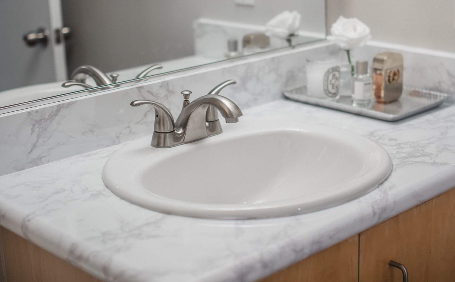 White Marble Contact Paper Thicken Waterproof Self Adhesive