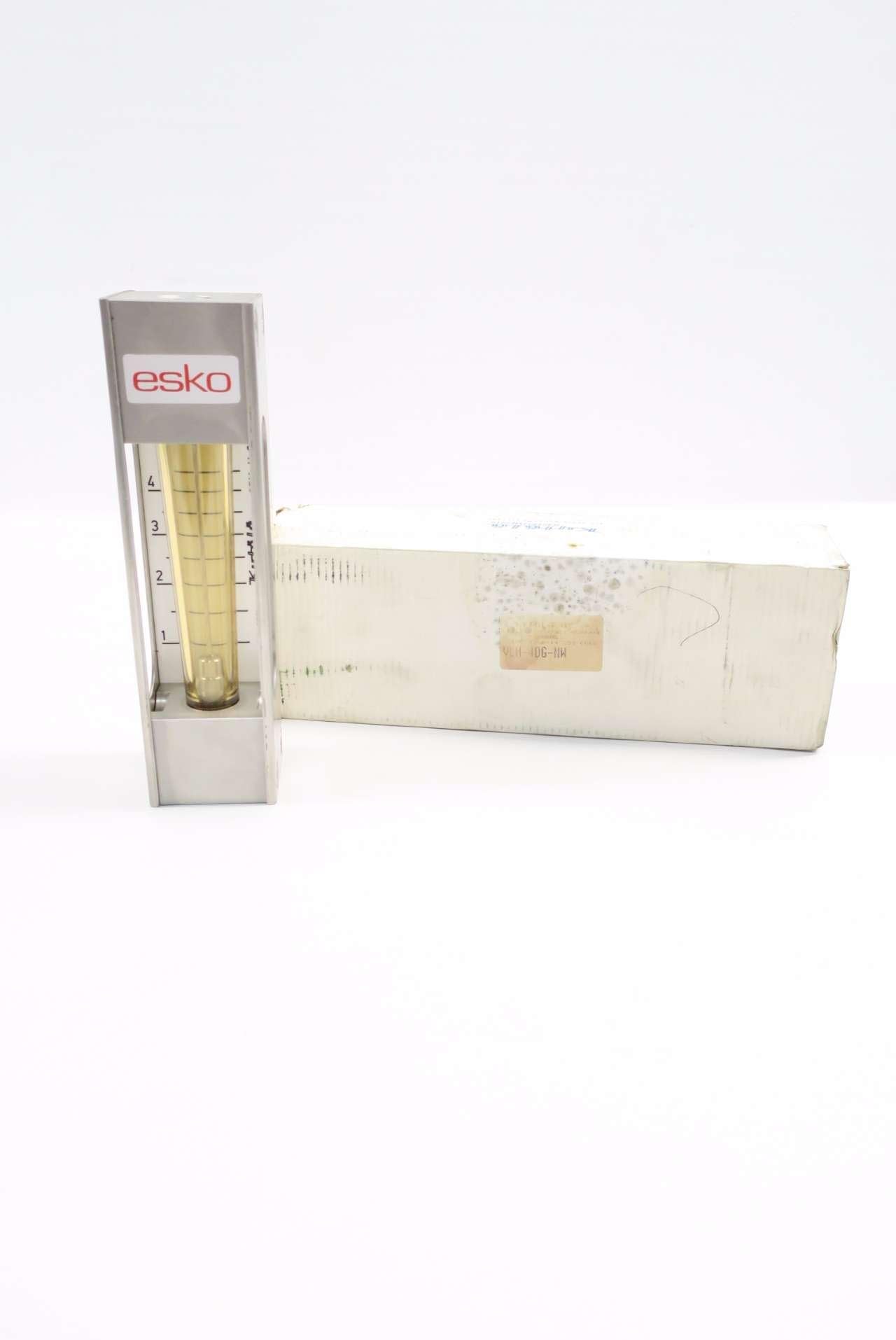 NEW KYTOLA VLH-4DG-NW ESKO 1/2 IN 1-4GPM WATER FLOW METER D528691