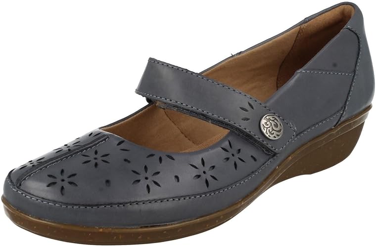 clarks womens wide dress shoes