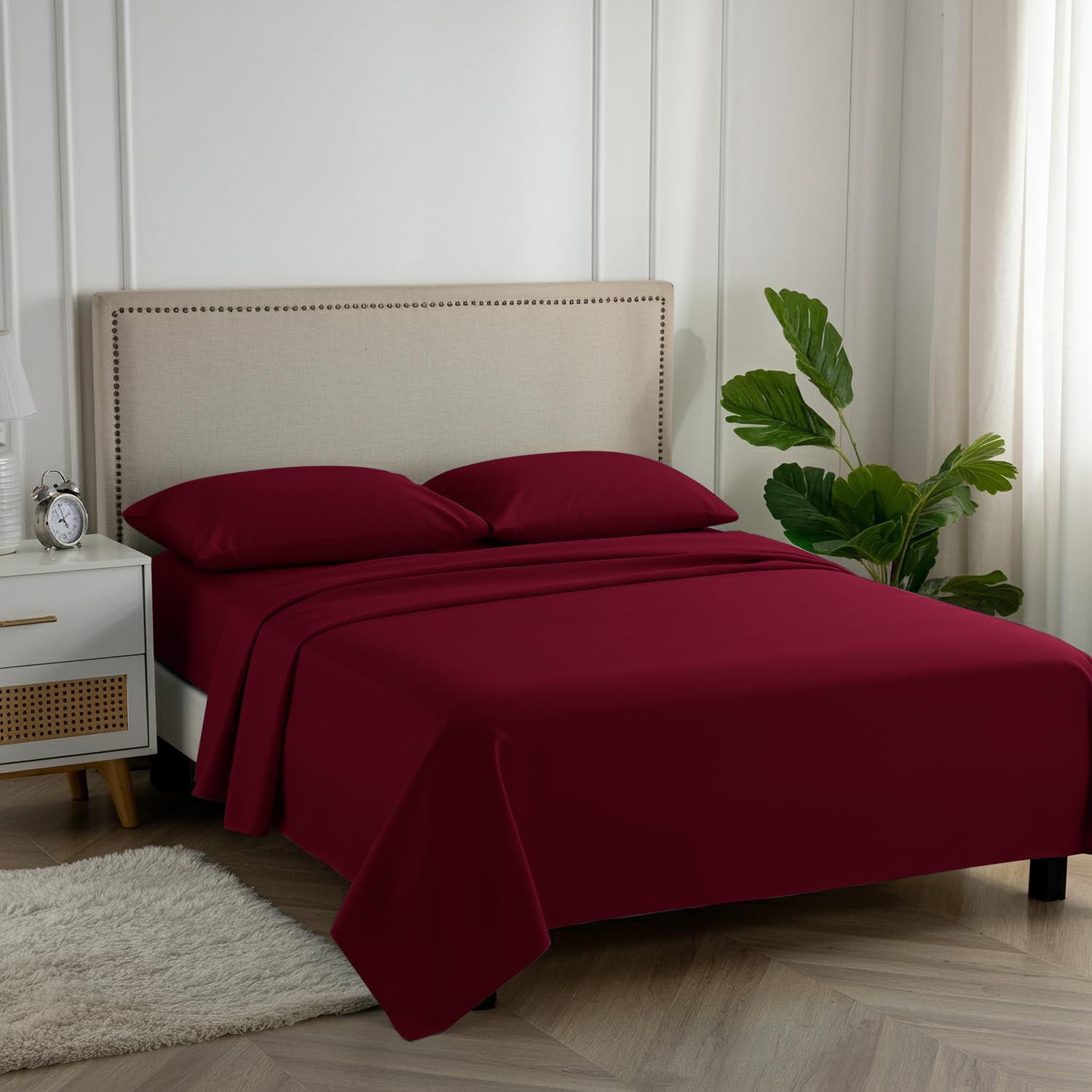 Photo 1 of Carressa Linen 100% Egyptian Cotton Queen Sheet Set - 600 Thread Count Egyptian Cotton Queen Sheets Set (4 PC, Classic Burgundy), Soft, Cooling, 16" Deep Pocket Sateen Weave Luxury Hotel Bed Sheet