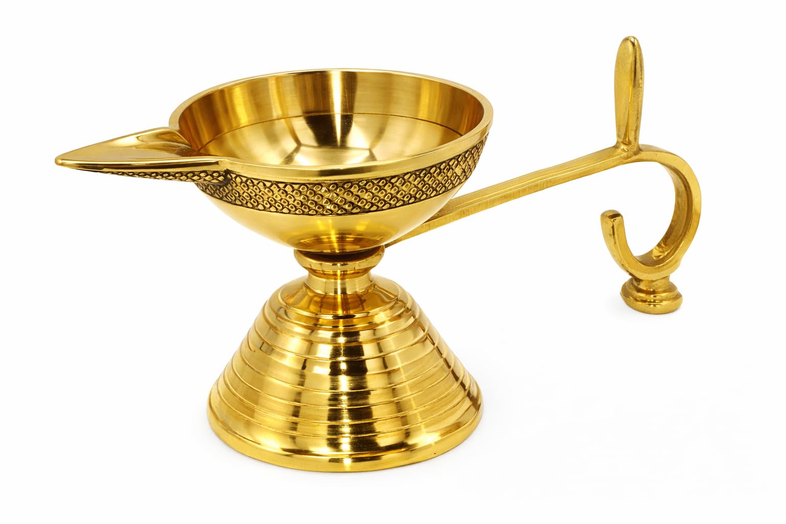Decorative Brass Diya Pooja Oil Lamps Aarti Diya with Handle Brass Gold Deepak Diya India Traditional Housewarming Festival Decor Small Diya Article Items for new Year Decoration(Size:-2")(Golden)