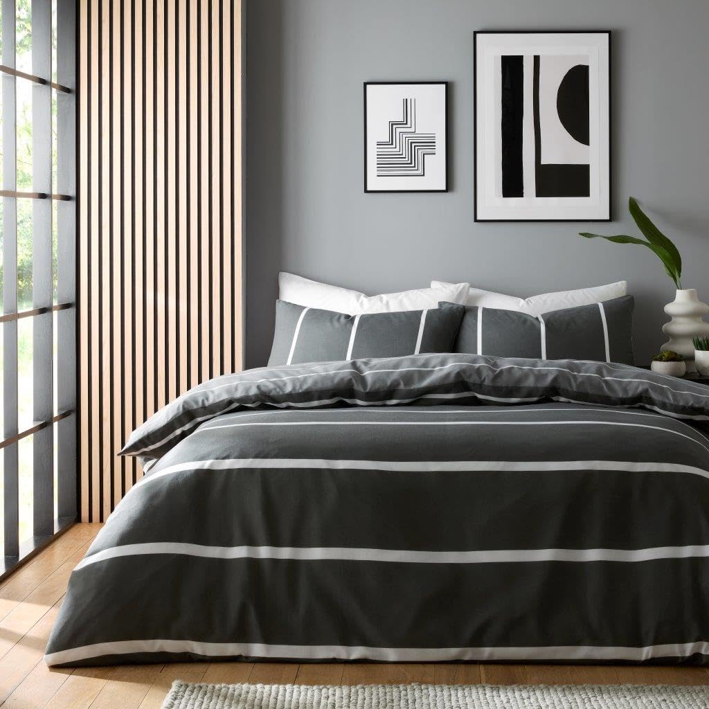 GC GAVENO CAVAILIA King Size Duvet Cover Sets 3 Piece | Polycotton Bedding Quilt Covers with Pillowcases | Reversible King Size Bedding (230x220 cm) | Geometric Bed Covers | Black/Charcoal