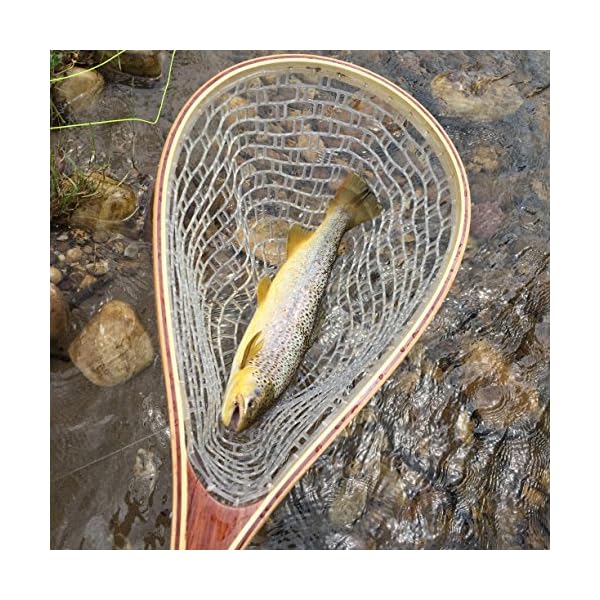 Riffle-Fly-Fishing-Net-and-Magnetic-Release