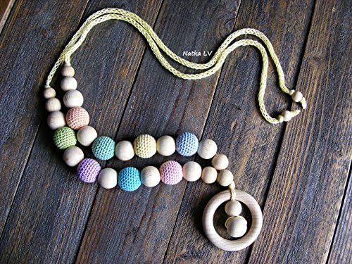 Nursing necklace with teething ring, breastfeeding necklace, pastel color crochet necklace, natural teething necklace, eco-friendly, wooden necklace