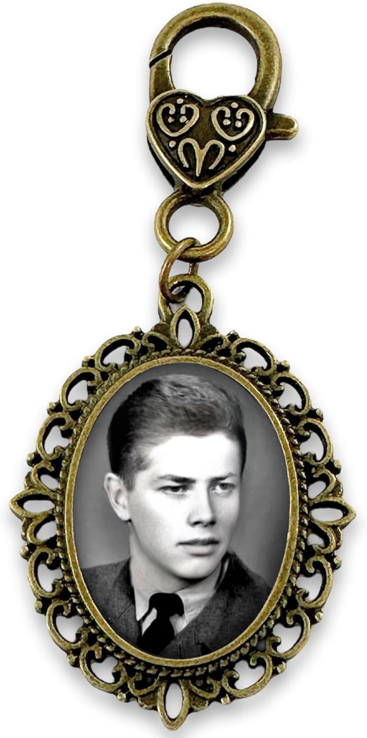 Photographs - Bronze Antique Gold Wedding Bouquet Photo Charm for Walking Down The Aisle Remembrance Charm in Memory of a Loved One for Bride's Flowers with Photo Resizer