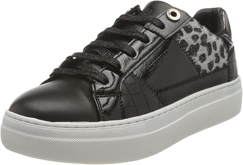 scarpe con lacci finti