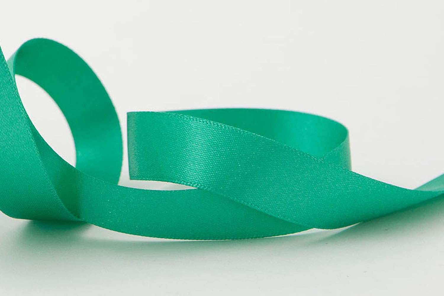 Berisfords Double FACE Poly Satin Ribbon, Parakeet, 10.5x10.5x3 cm, 15 mm - Image 4