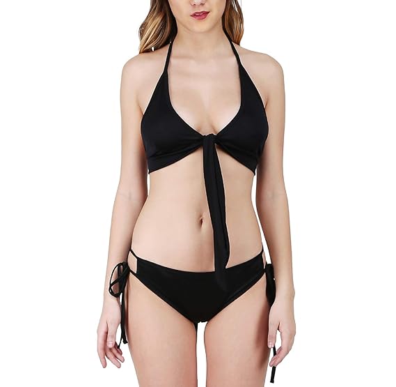 daisy shah hot bikini